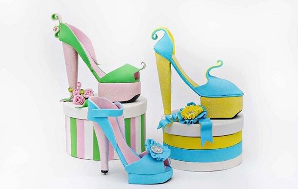 Heartsong Cakes and Crafts: High Heel Shoe Cake