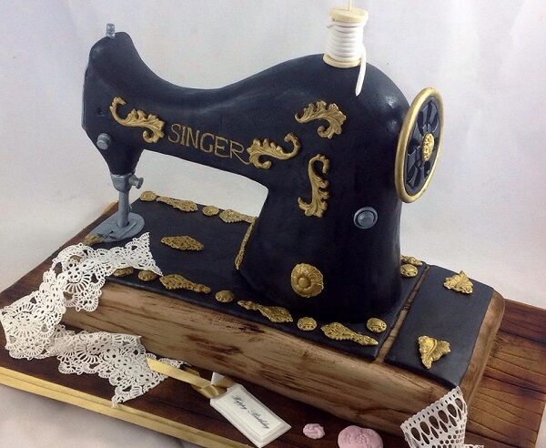 Sewing Machine Cake - New Zeland : r/bluey