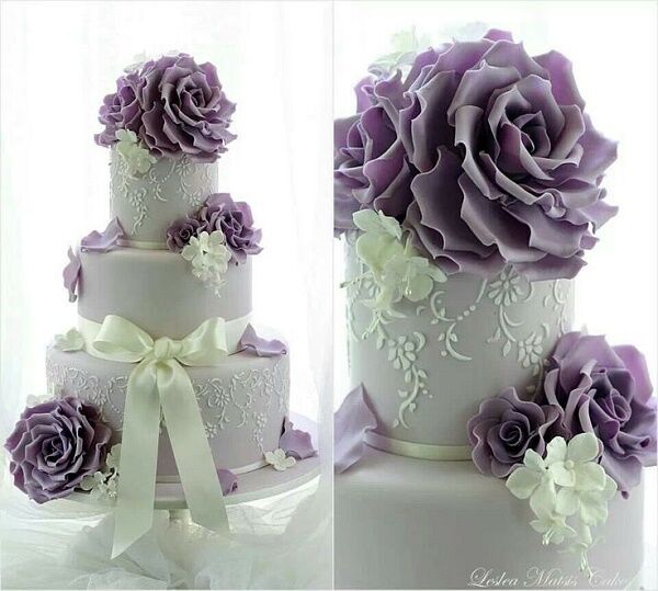 i heart baking!: purple and white floral wreath cake